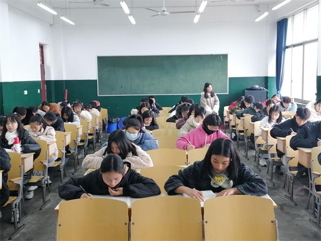 考試.jpg
