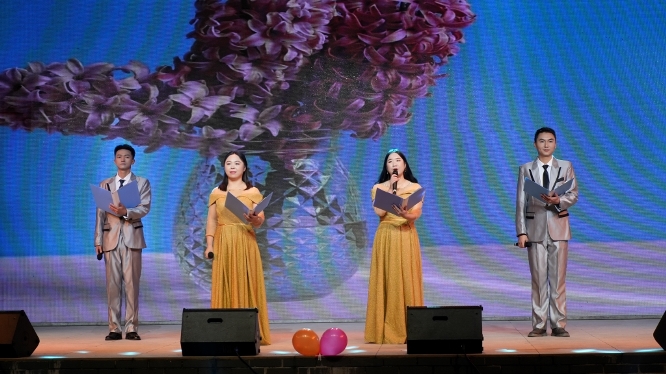 因?yàn)槭抢蠋?JPG